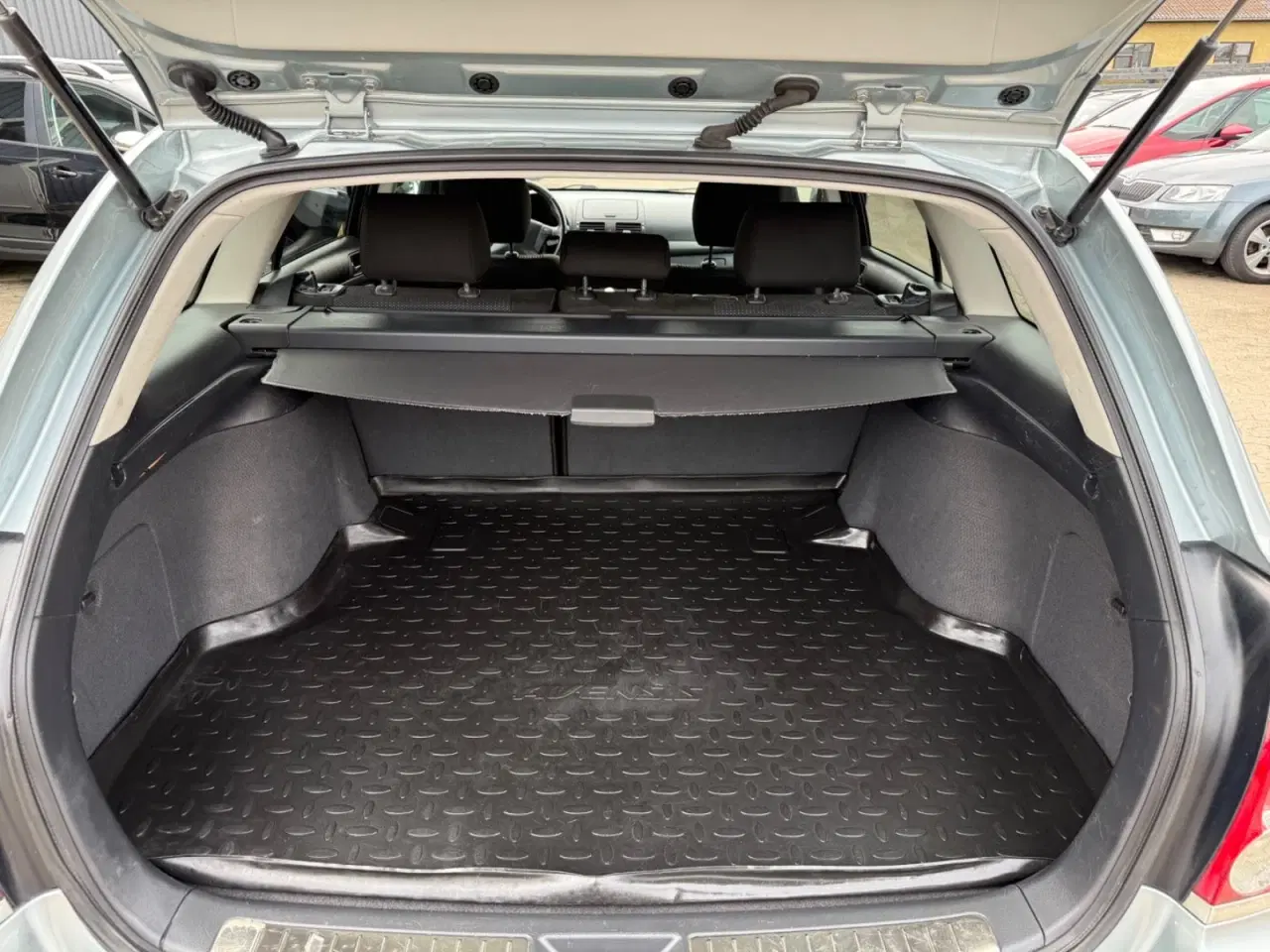 Billede 10 - Toyota Avensis 1,8 Sol+
