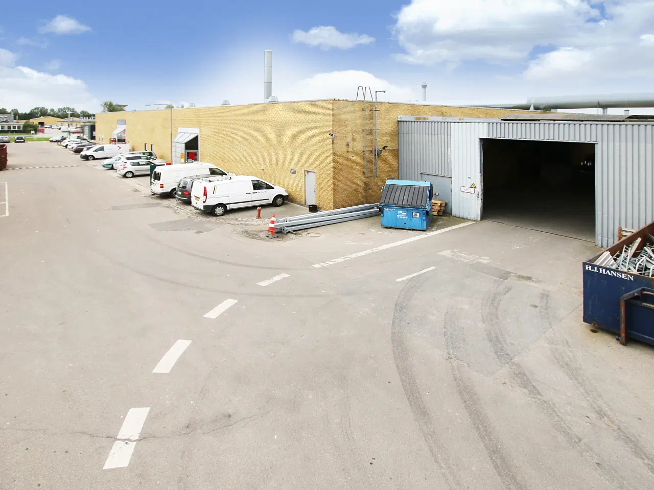 Billede 30 - Centralt beliggende højloftet lager i Køge tæt ved motorvejsafkørsel 32