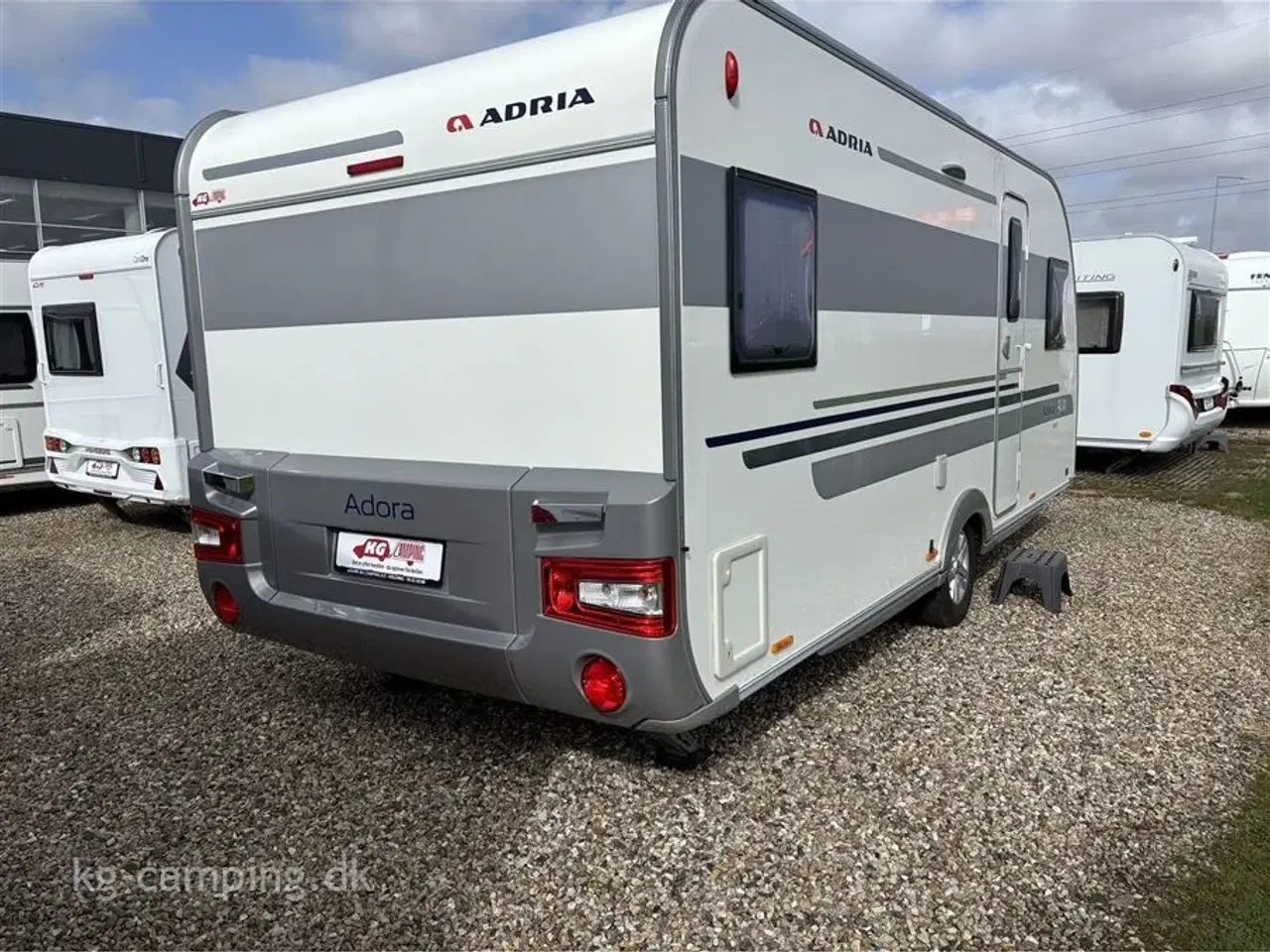 Billede 3 - 2016 - Adria Adora 522 UP ALDE   Centralvarme, Mover, Aircon og Isabella Sun Shine Plus.