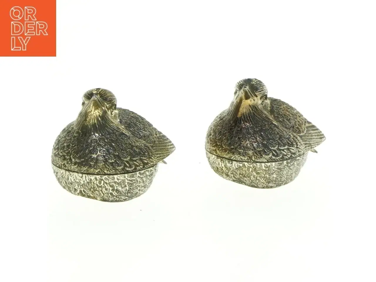 Billede 1 - Sølvfarvede fuglefigurer (str. 8 x 5,5 cm)