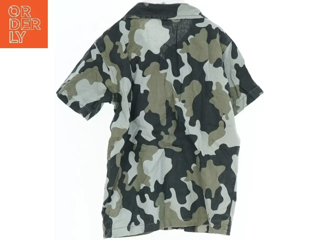 Billede 2 - Kortærmet skjorte med camouflage mønster fra VRS (str. 134)
