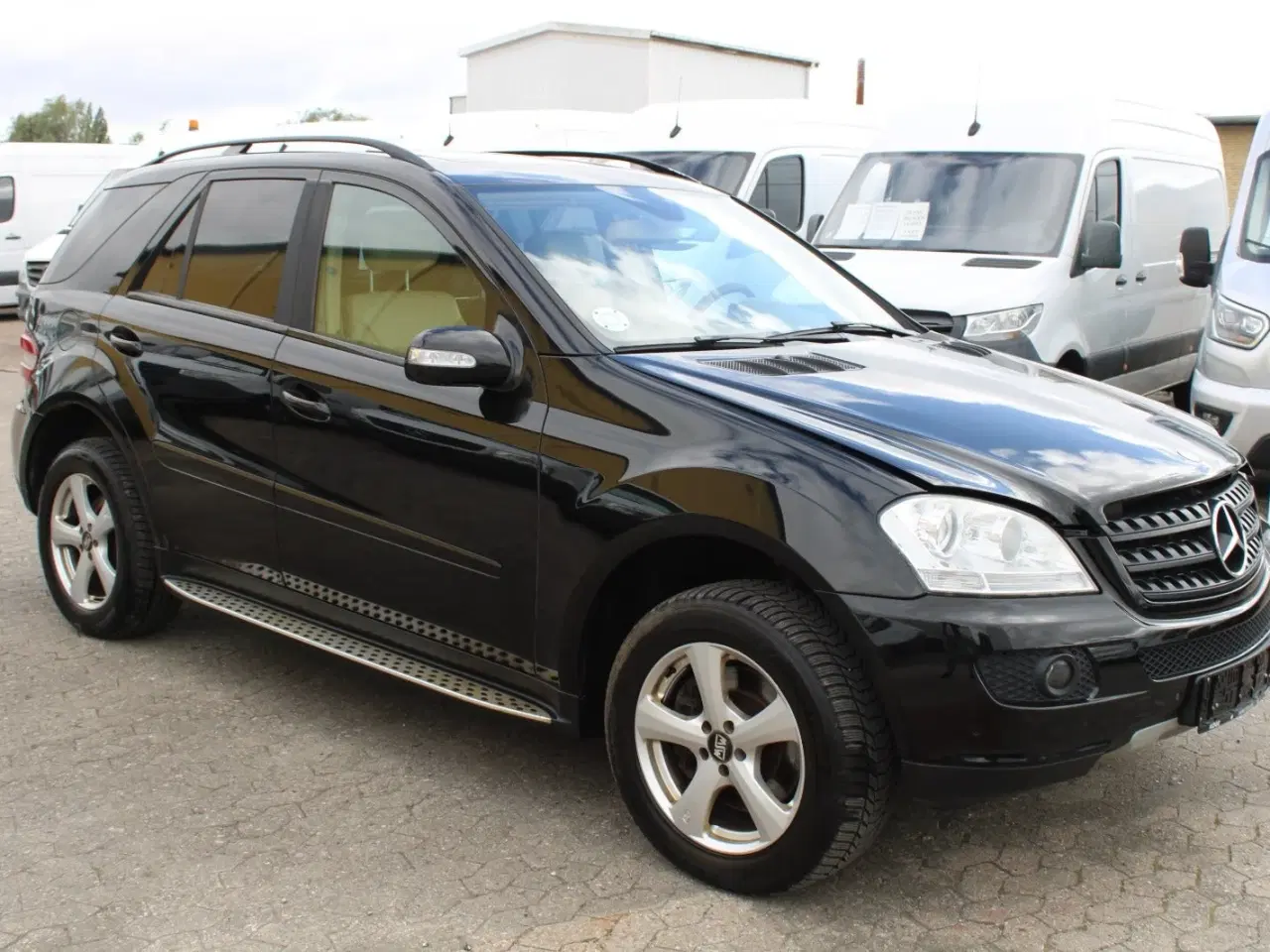 Billede 2 - Mercedes ML320 3,0 CDi aut. 4Matic Van