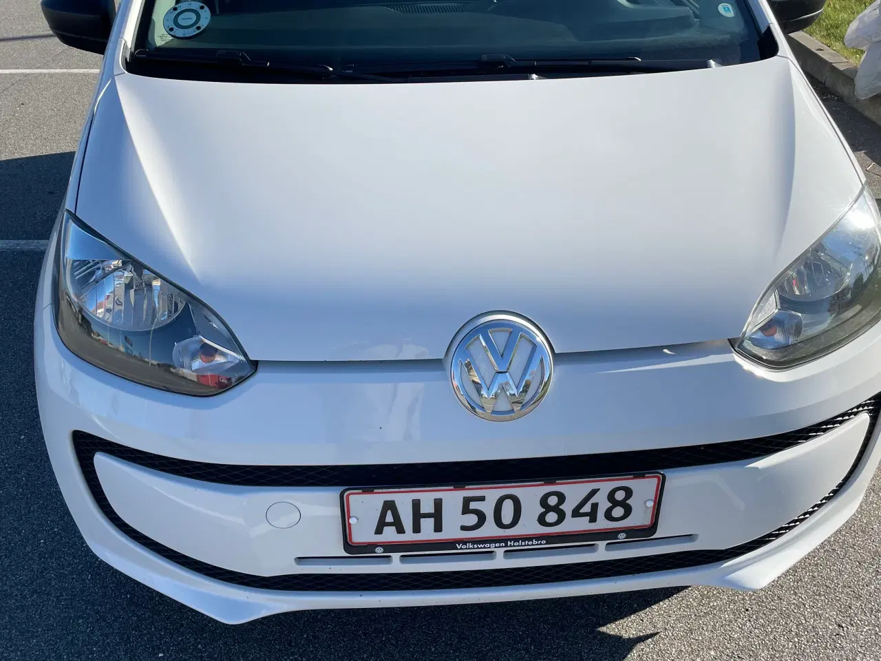 Billede 8 - VW up - lavt km tal