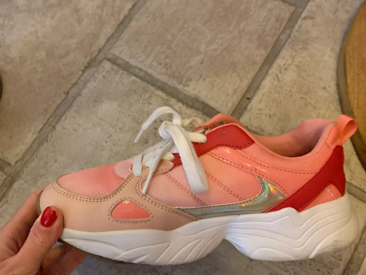 Billede 1 - Fine sneakers str 37