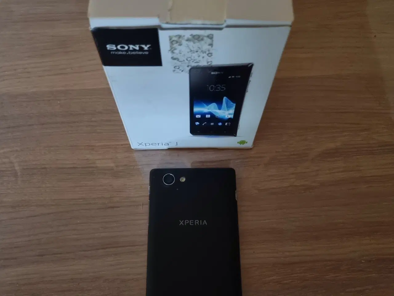 Billede 2 - Sony Xperia J