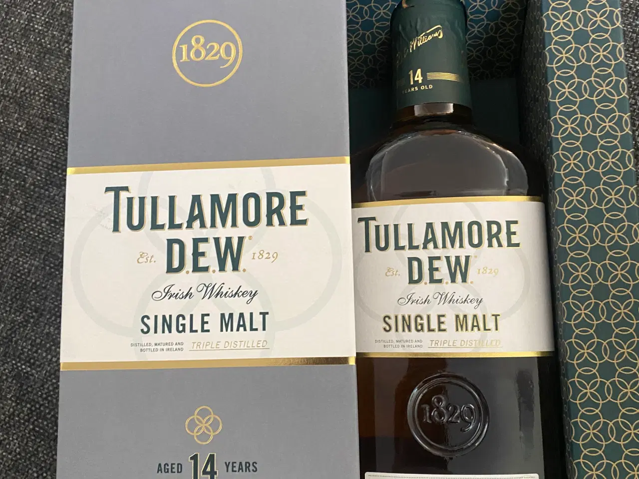 Billede 1 - 14 års Tullamore D.E.W. Whisky fra Irland