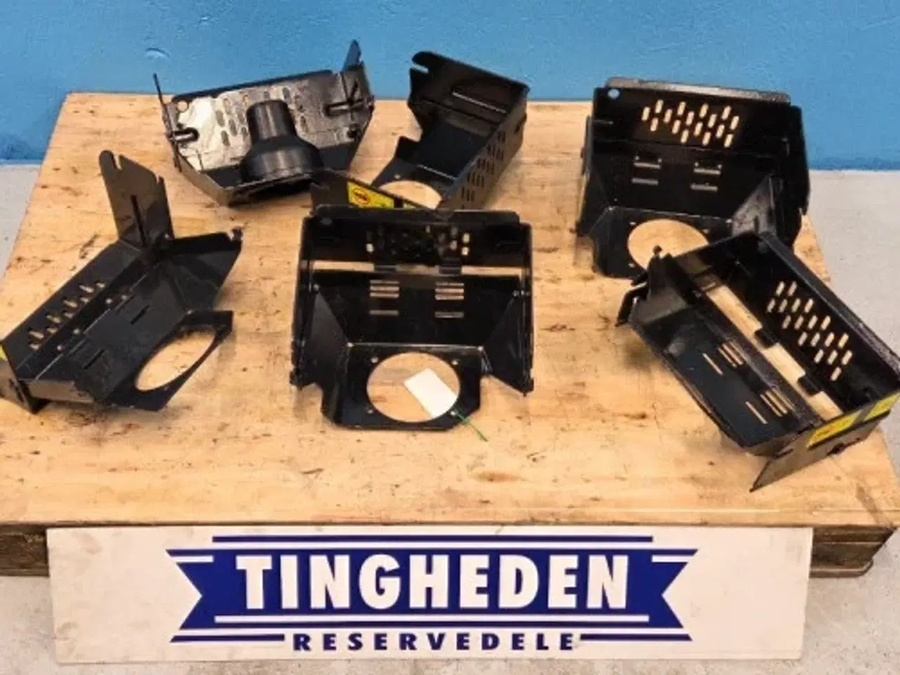 Billede 2 - New Holland T4.75 Pto Afskærmning 47798269  6Stk