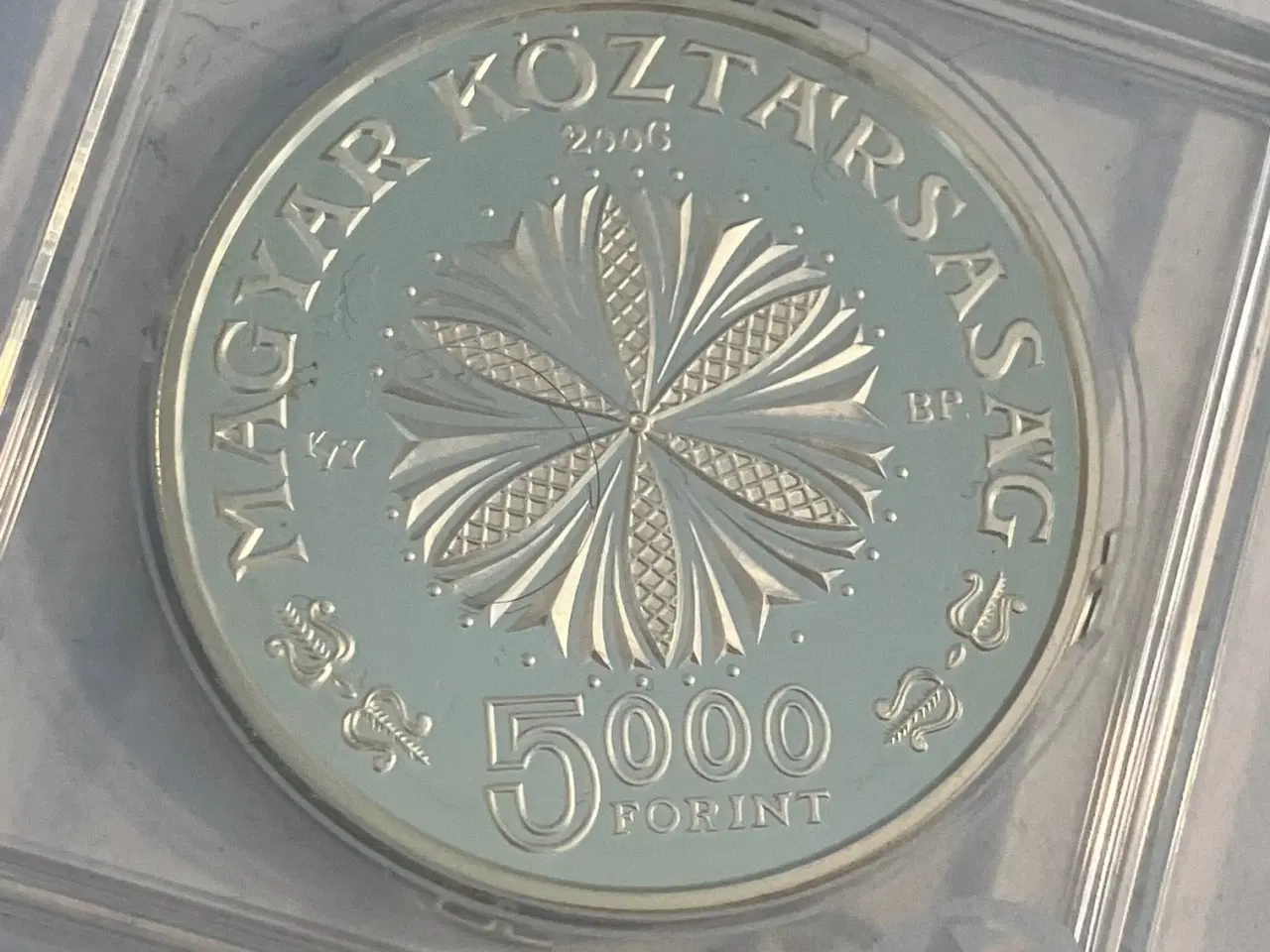 Billede 1 - 5000 Forint Hungary 2006 Silver