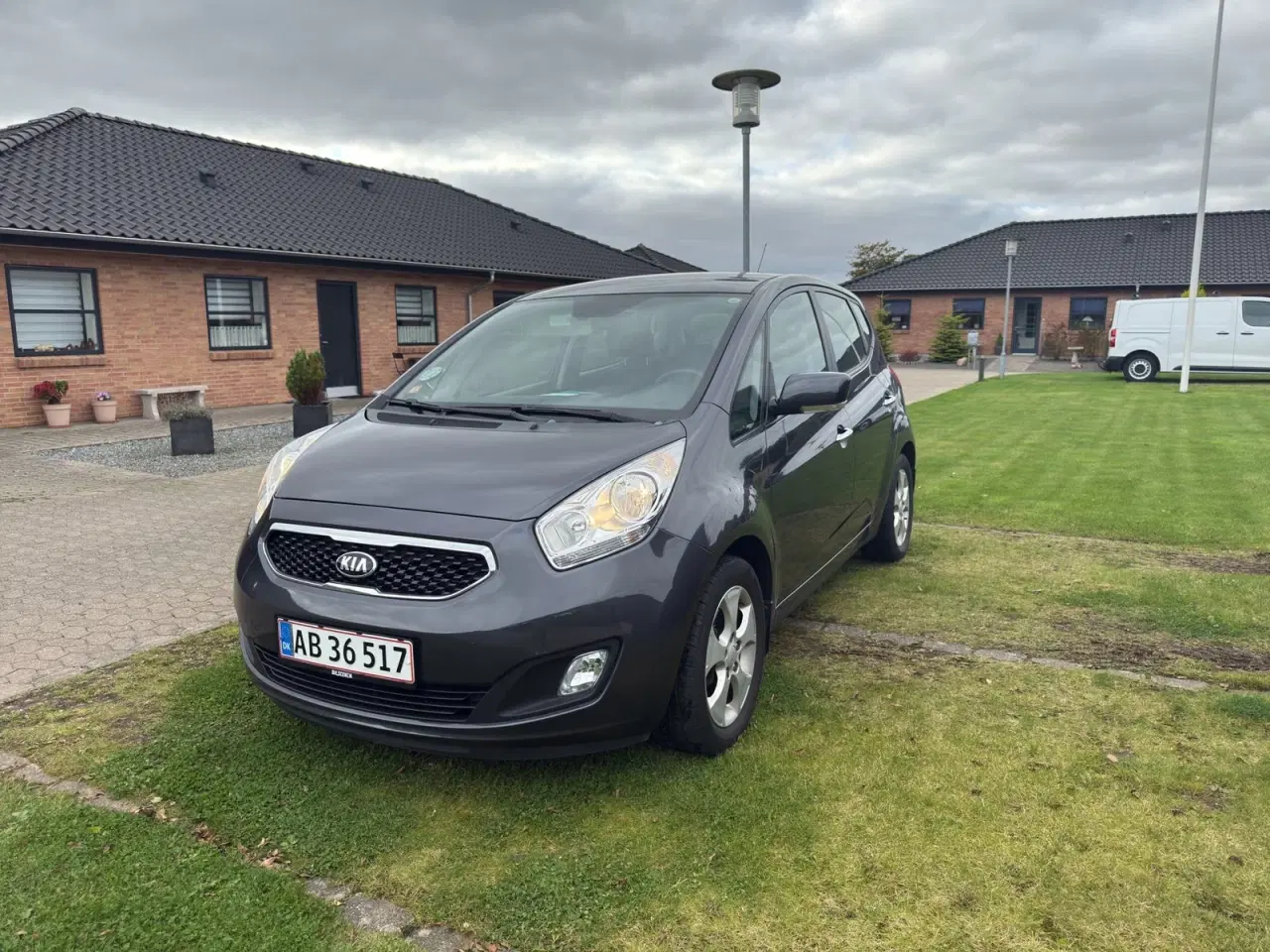 Billede 1 - Kia Venga 1,6 CVVT Motion+ aut.