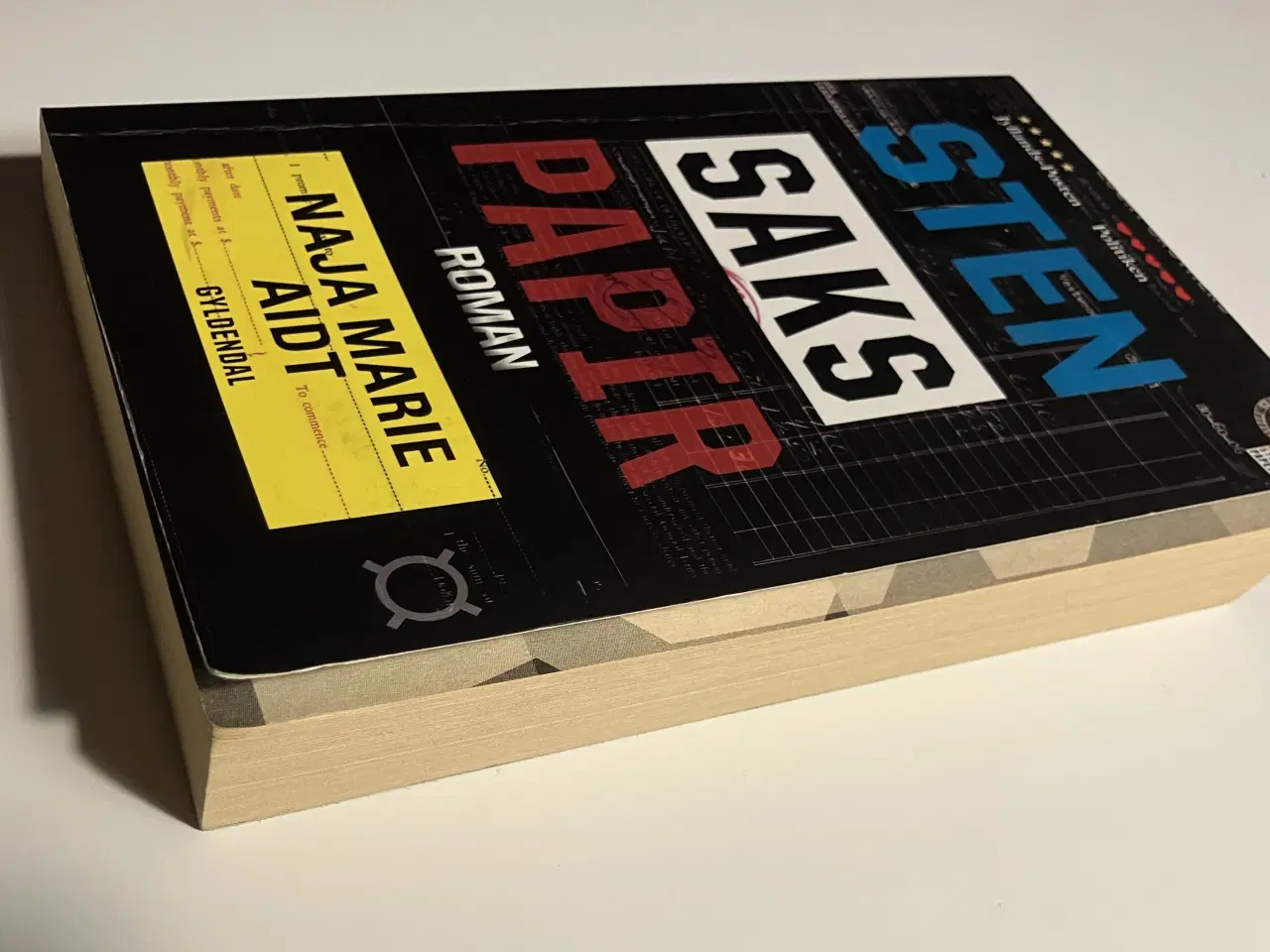 Billede 3 - Sten, saks, papir. Af Naja Marie Aidt