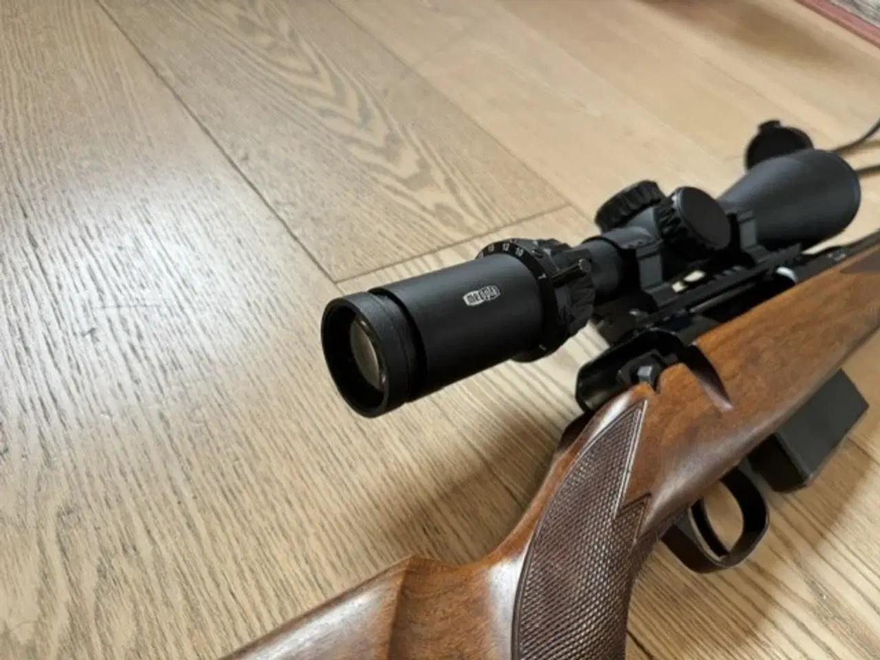 Billede 1 - Schultz & Larsen Victory med kikkert og lyddæmper