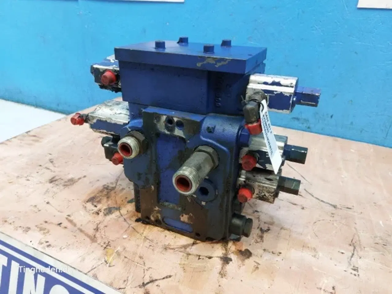 Billede 6 - Case 821E Hydraulikventil 87539282