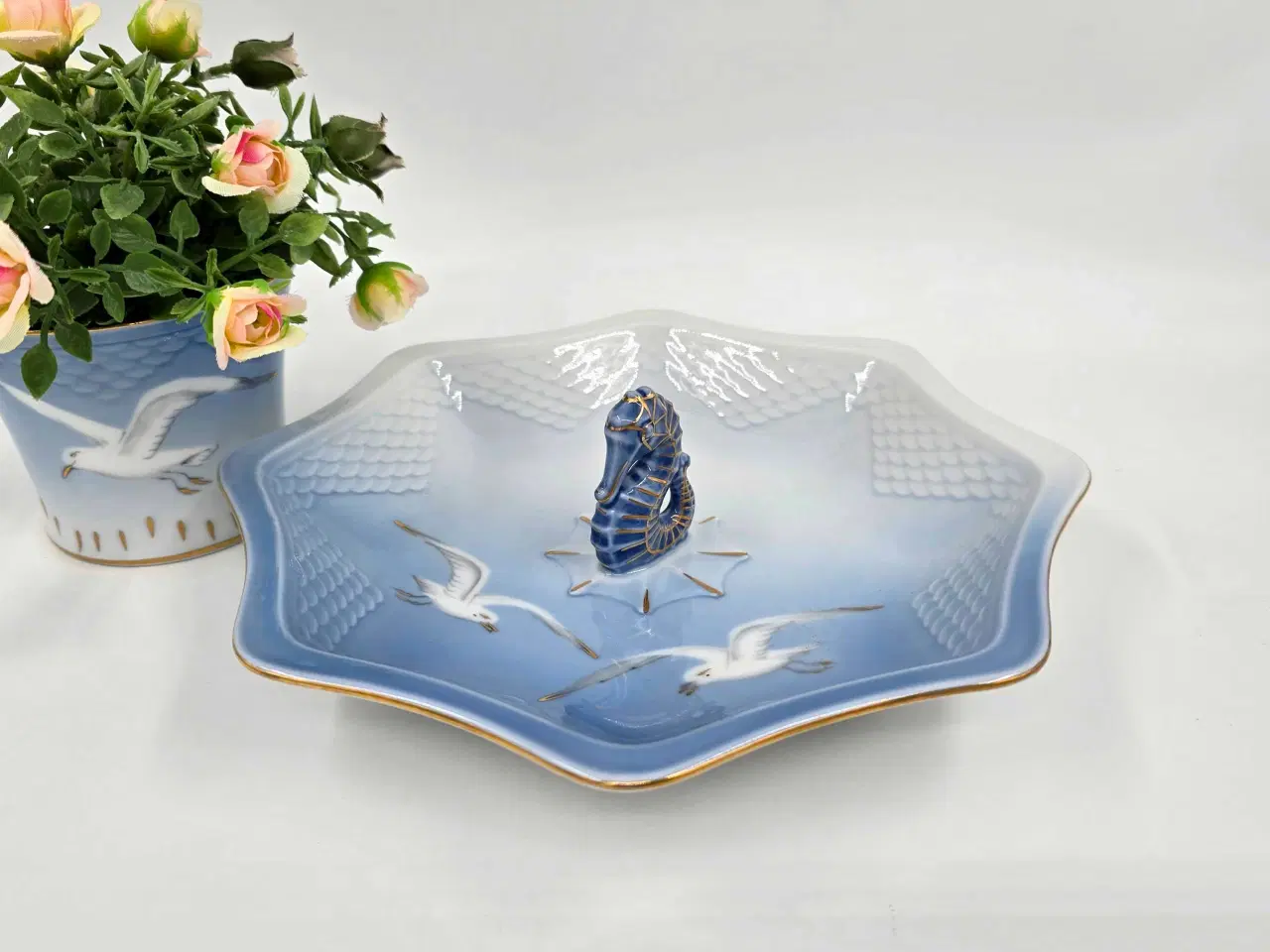 Billede 6 - Mågestel Søhestefad 1 sortering Porcelæn
