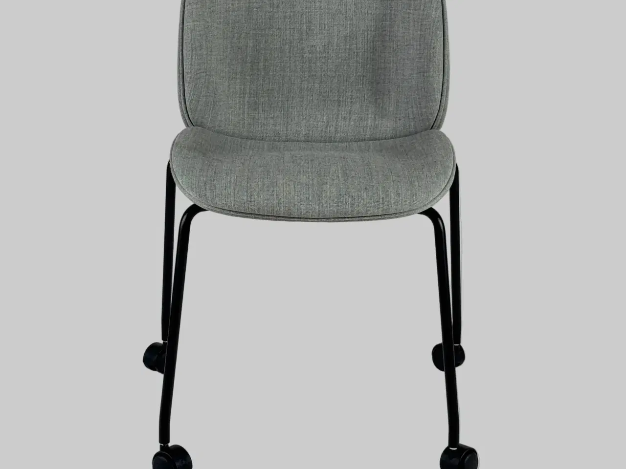 Billede 3 - GUBI Beetle Stol – Grå/Sort Stel