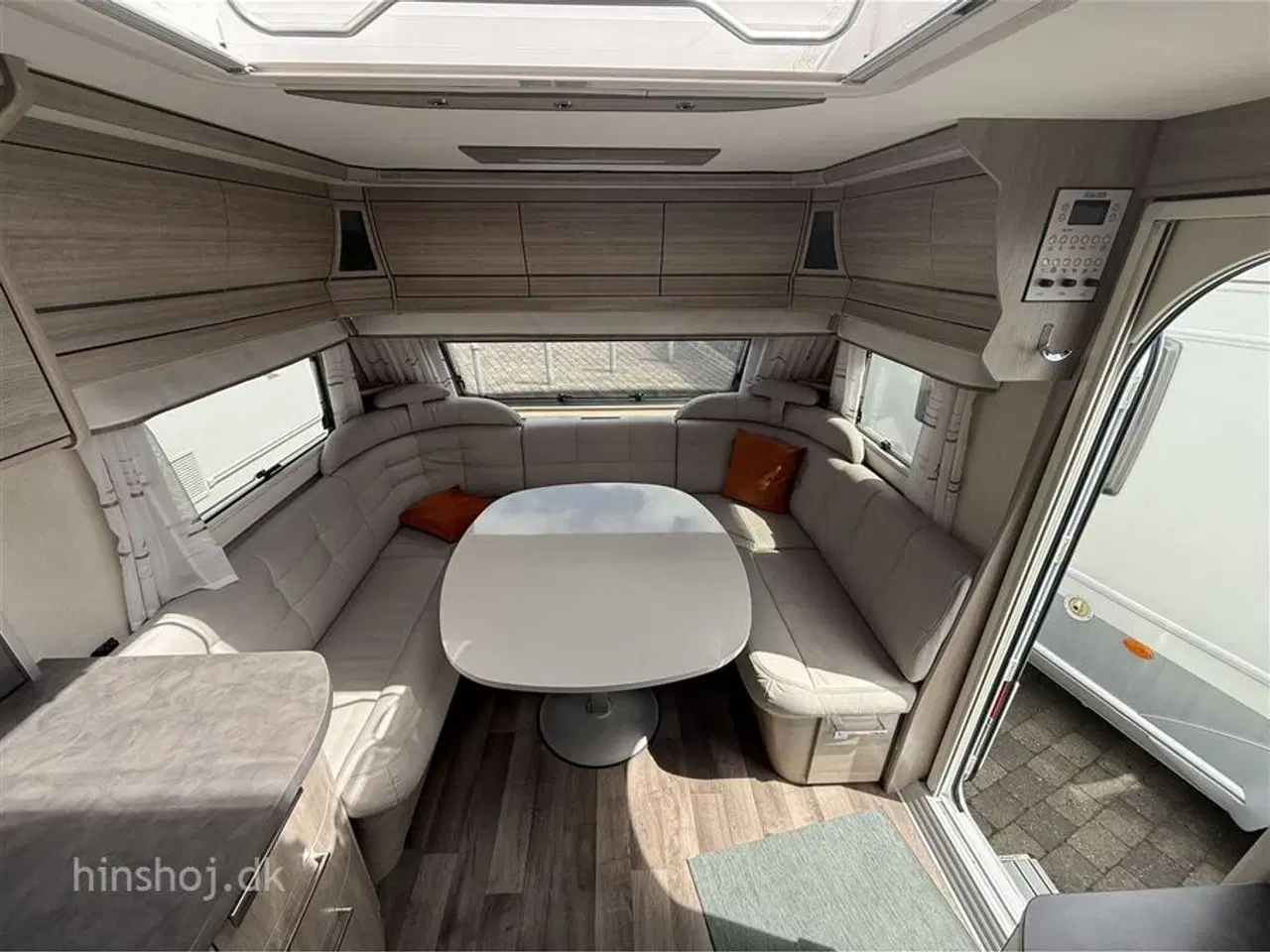 Billede 15 - 2022 - Kabe Ametist 560 XL KS KING SELECTION   Lækker Vintervogn fra Svenske Kabe med  fransk dobbeltseng fra Hinshøj Caravan