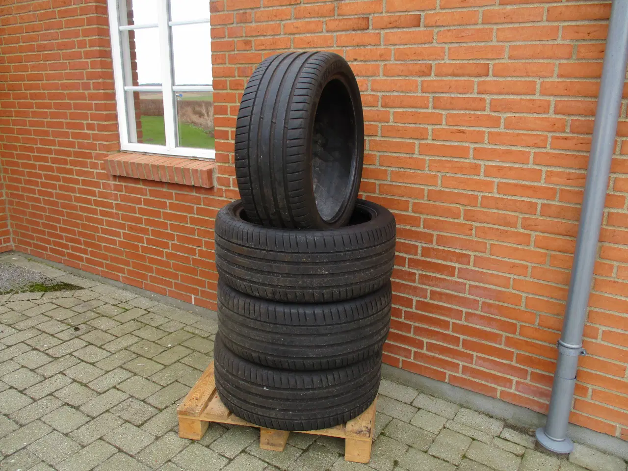 Billede 1 - Michelin PilotSport4 265-40 R21