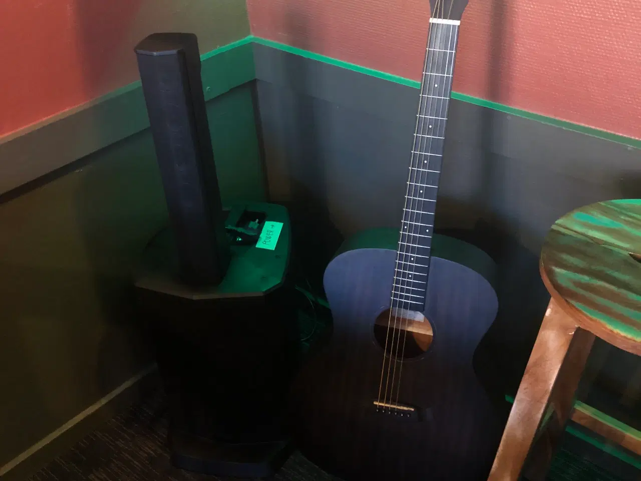 Billede 1 - Guitar med forstærker 