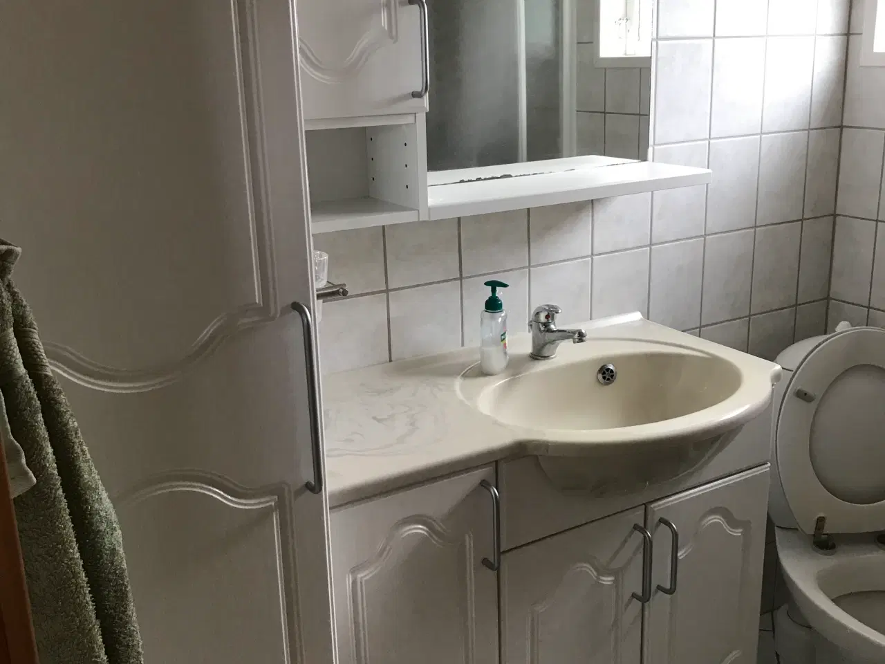 Billede 2 - Komplet badeværelse med brusehjørne