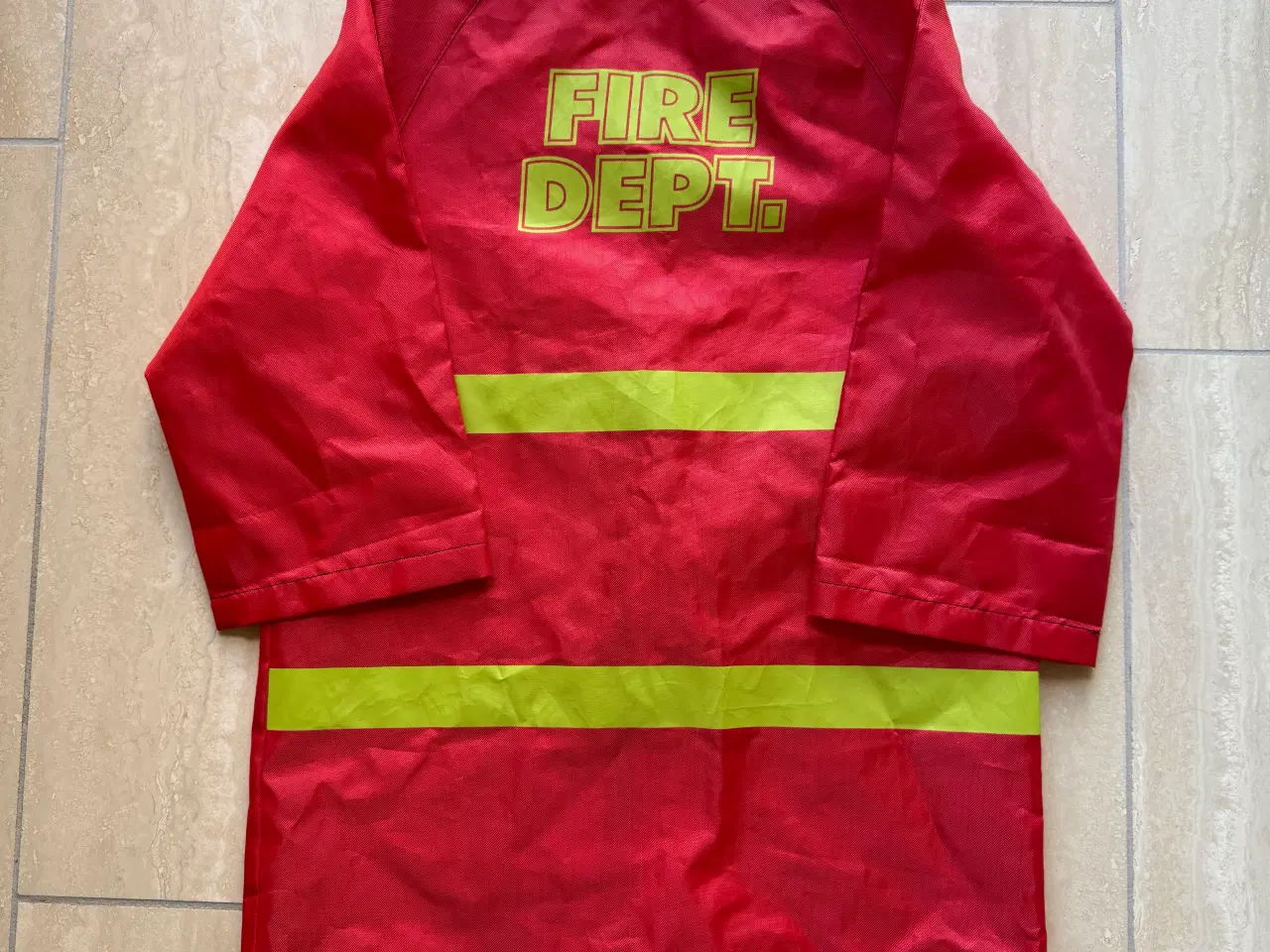 Billede 3 - Brandmandsudklædning, str. 110/3-6 år