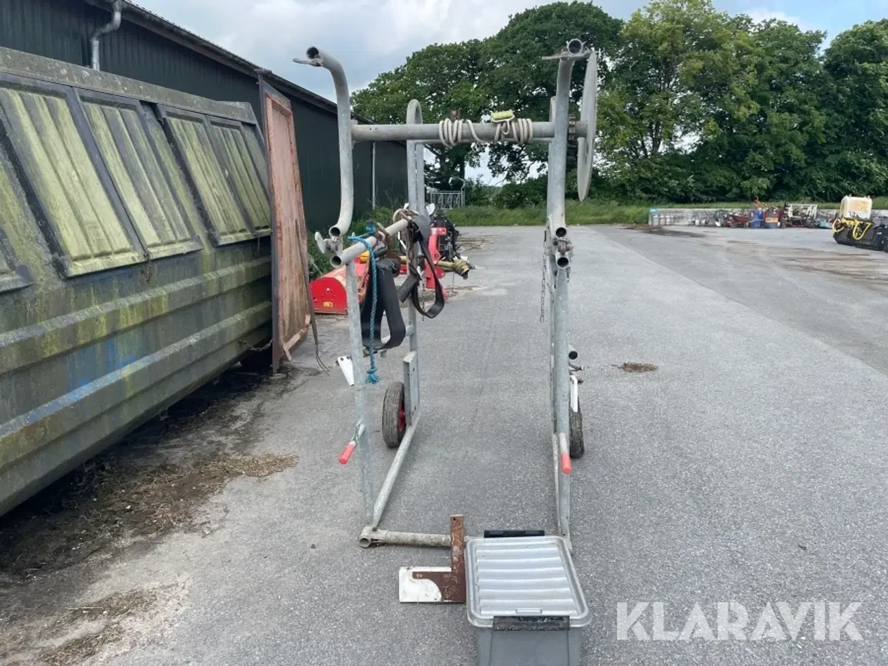 Billede 2 - Klovpleje boks med tilbehør