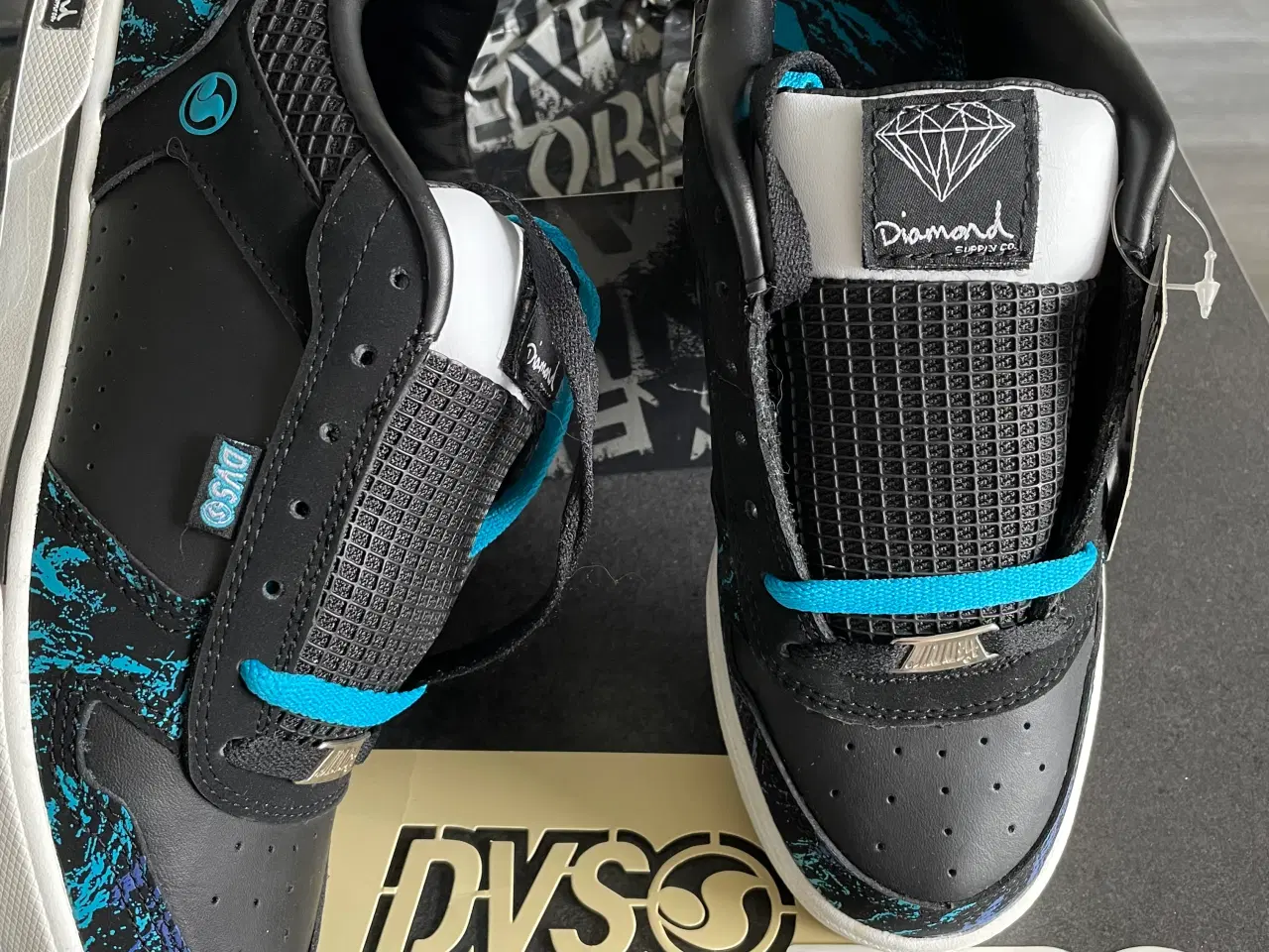 Billede 1 - Helt nye sneakers original DVS Shoes