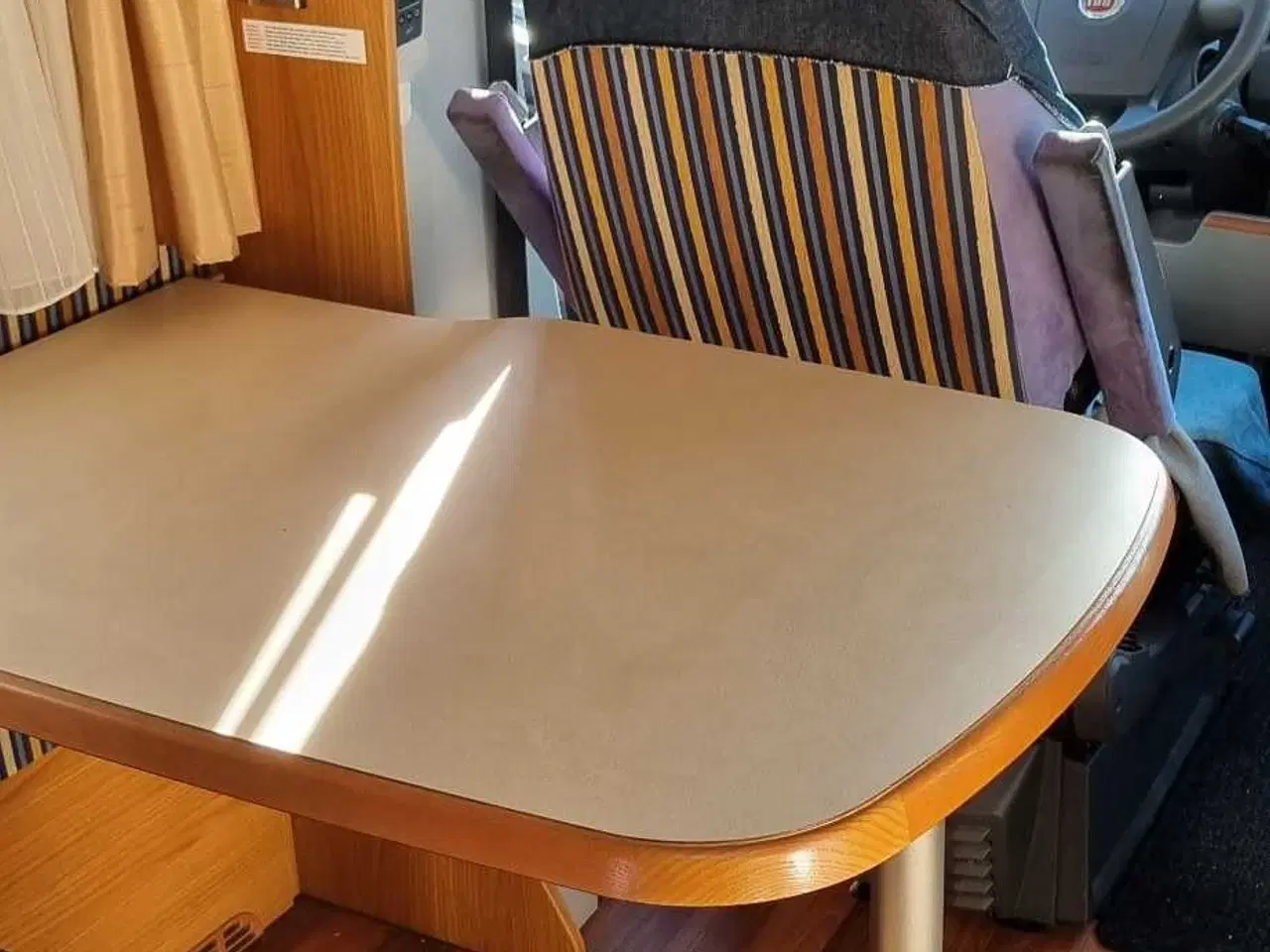 Billede 7 - Hymer T674 Fiat Ducato 2,3 – 130 HK Tramp SL til s