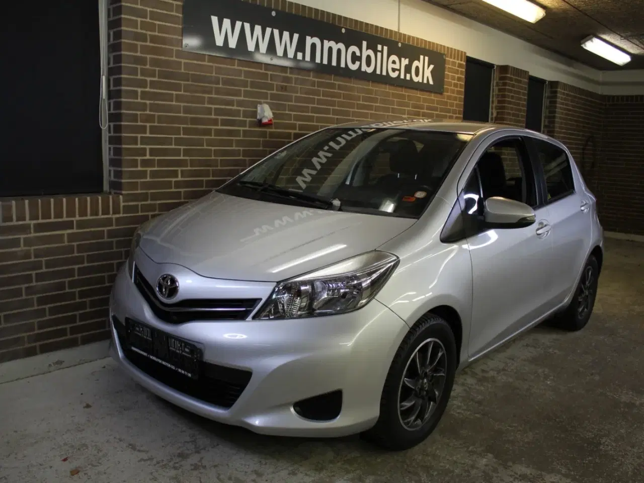 Billede 2 - Toyota Yaris 1,3 VVT-i T2 Touch