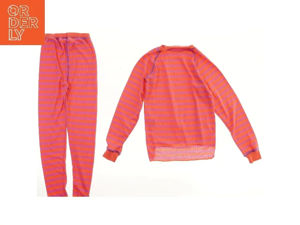 Billede 2 - Skiundertøj. Stribet sæt med bluse og bukser fra Alpine (str. 152)