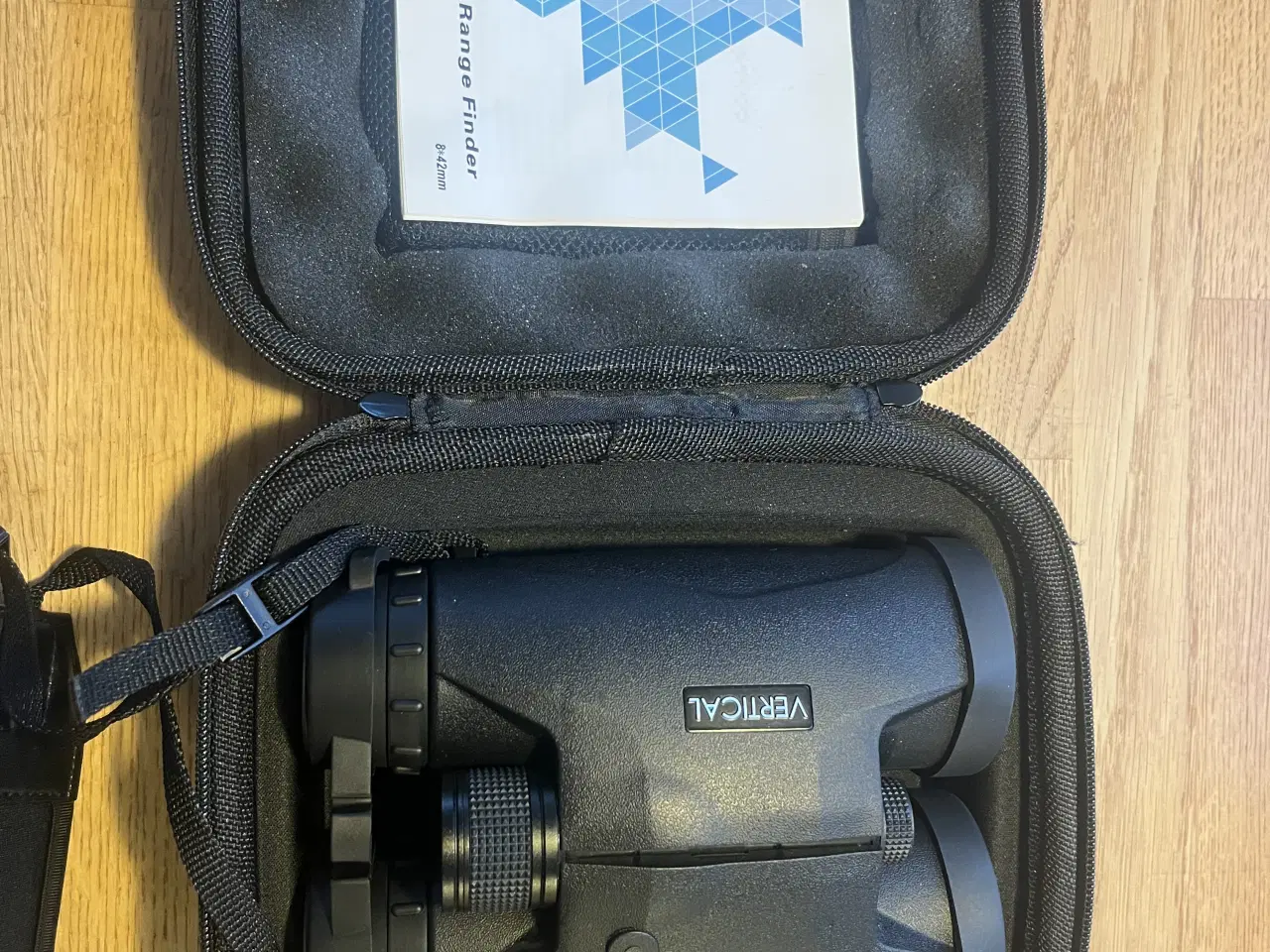 Billede 2 - Kikkert med afstandsmåler