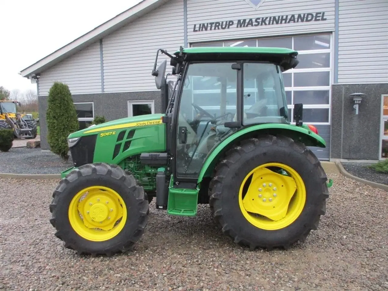 Billede 8 - John Deere 5067E  med koblings frit vendergear ved rattet og 40kmt gearkasse