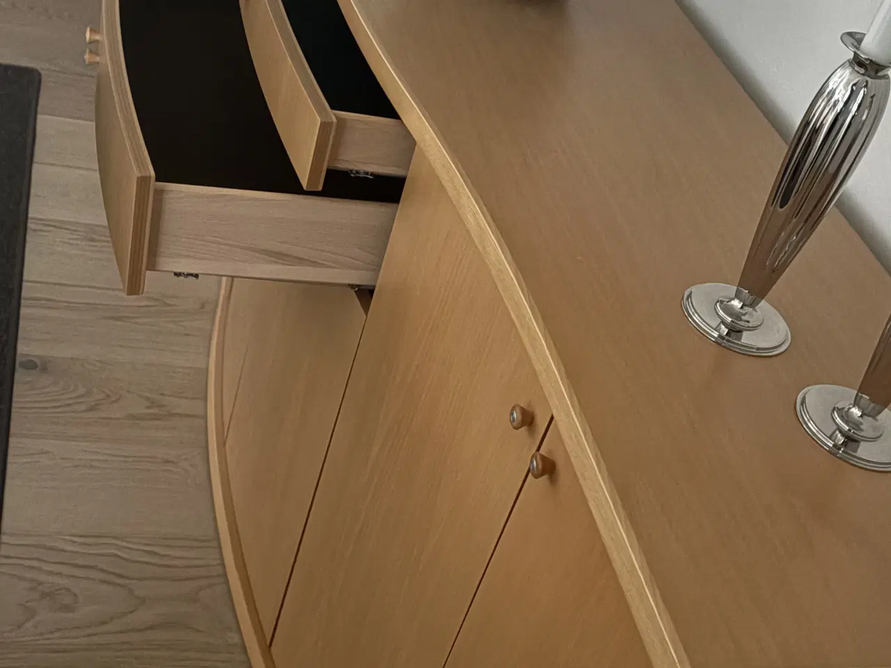 Billede 2 - Skovby skænk i massiv bøg