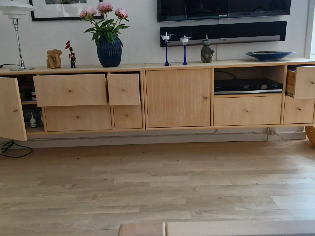 Billede 1 - Reol til under tv