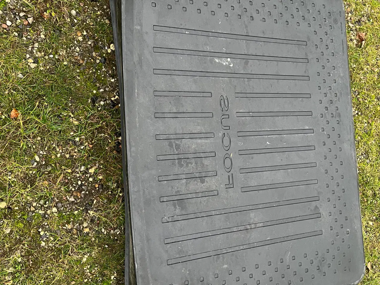 Billede 1 - Bagagerum bakke