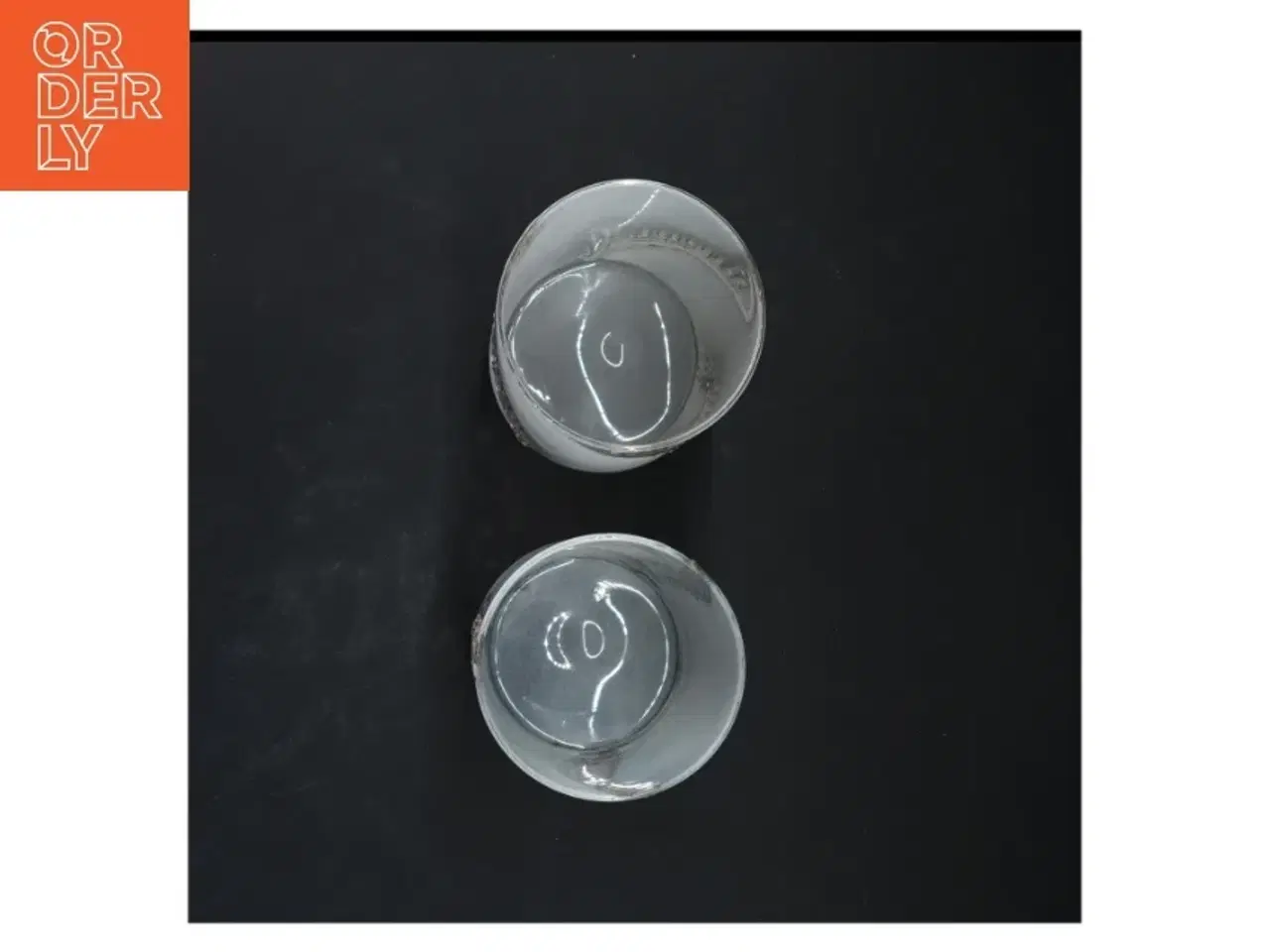 Billede 2 - Glasvaser med dekoration (str. 8,5 cm x 16 cm)