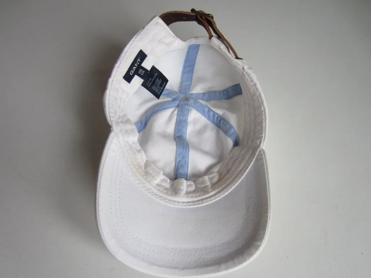 Billede 5 - GANT kasket hvid str. one size
