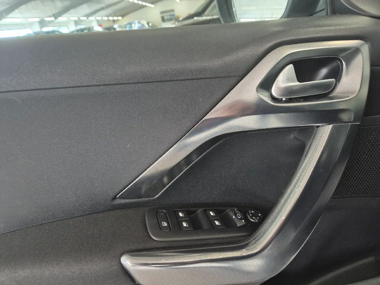 Billede 13 - Peugeot 2008 1,6 BlueHDi Desire Sky 100HK