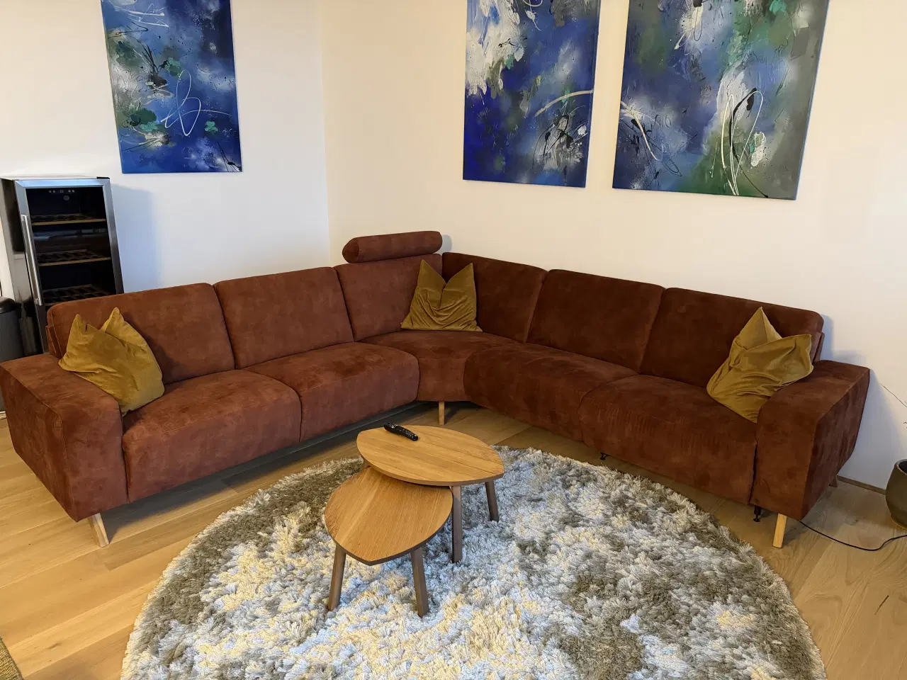 Billede 1 - Stor hjørnesofa m. Recliner funktion og nakkestøtt