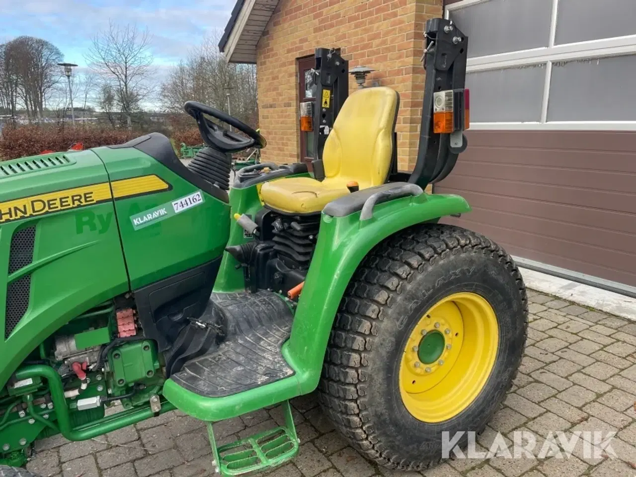 Billede 9 - Traktor John Deere 3045R