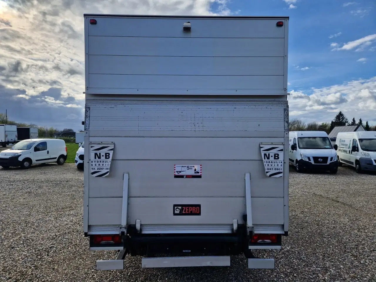 Billede 4 - Iveco Daily 2,3 35S14 Alukasse m/lift AG8