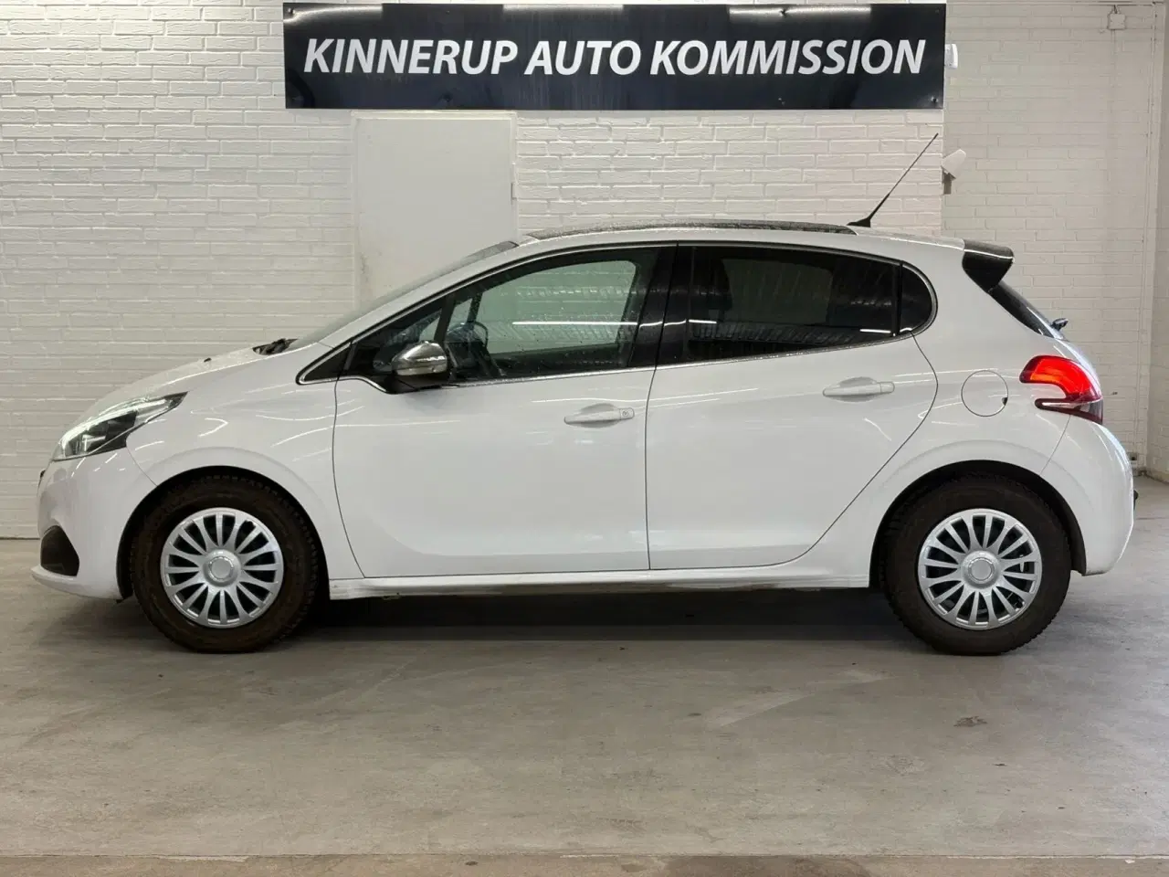 Billede 2 - Peugeot 208 1,6 BlueHDi Desire Sky 100HK 5d