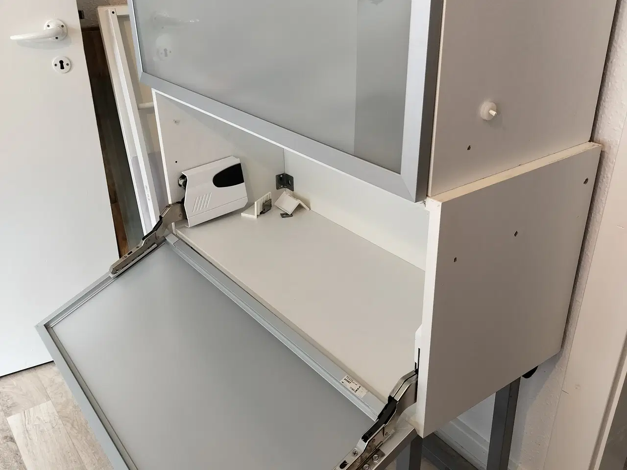 Billede 5 - Køkkenskab Kitchen cabinets with glass