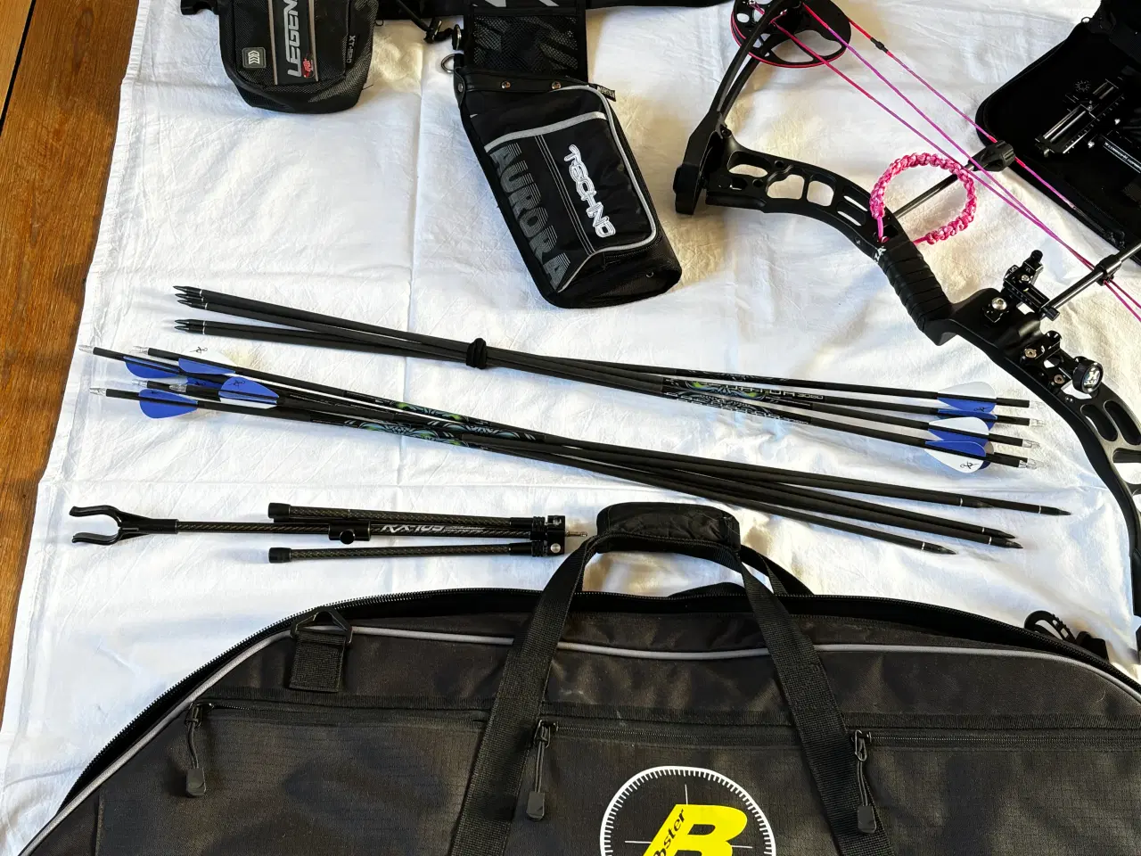 Billede 3 - Komplet PSE 23 BOW STINGE med alt tilbehør