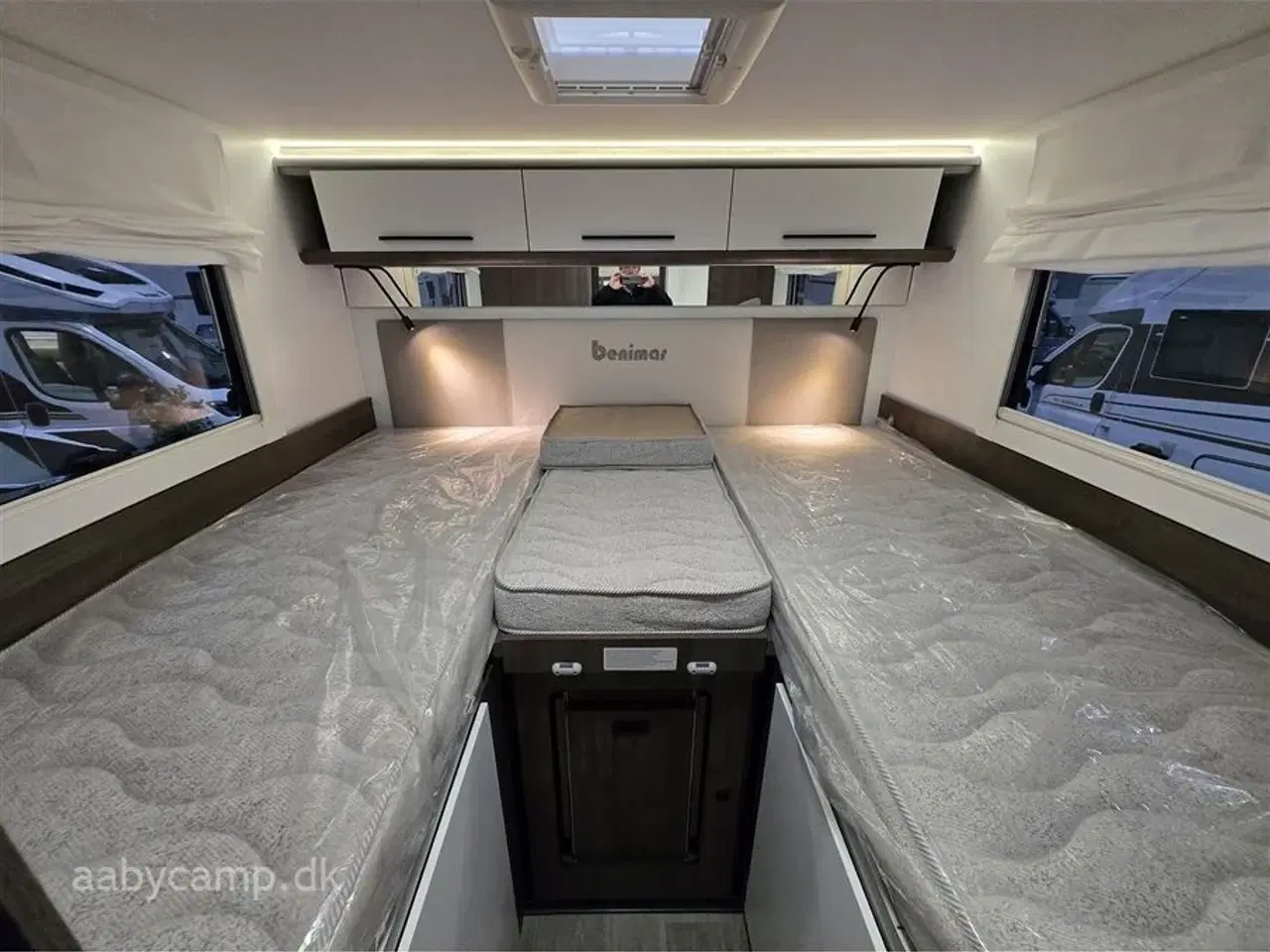 Billede 8 - 2026 - Benimar Sport 363 Den Perfekte Familie Camper med 5 Selepladser. Den Nye 2026 model !!