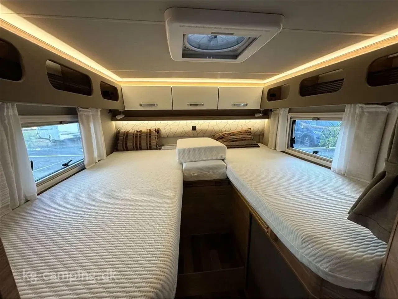 Billede 16 - 2024 - Weinsberg CaraCompact 640 MEG MB   Compact autocamper (Mercedes 170 hk med automatgear) med utrolig meget udstyr