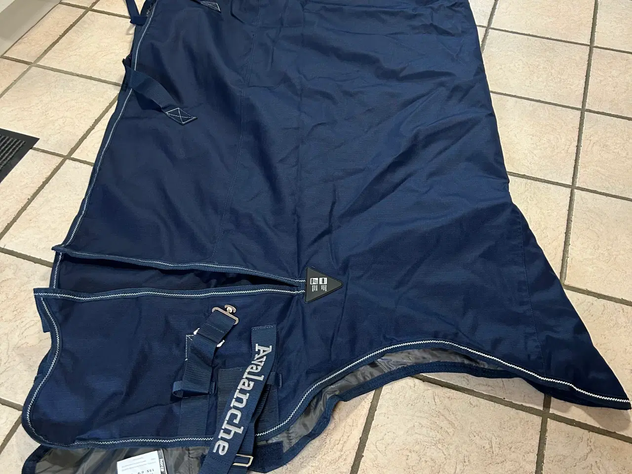 Billede 2 - Dækken str 155