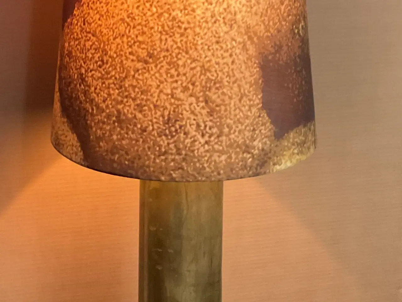 Billede 1 - Granat lampe.