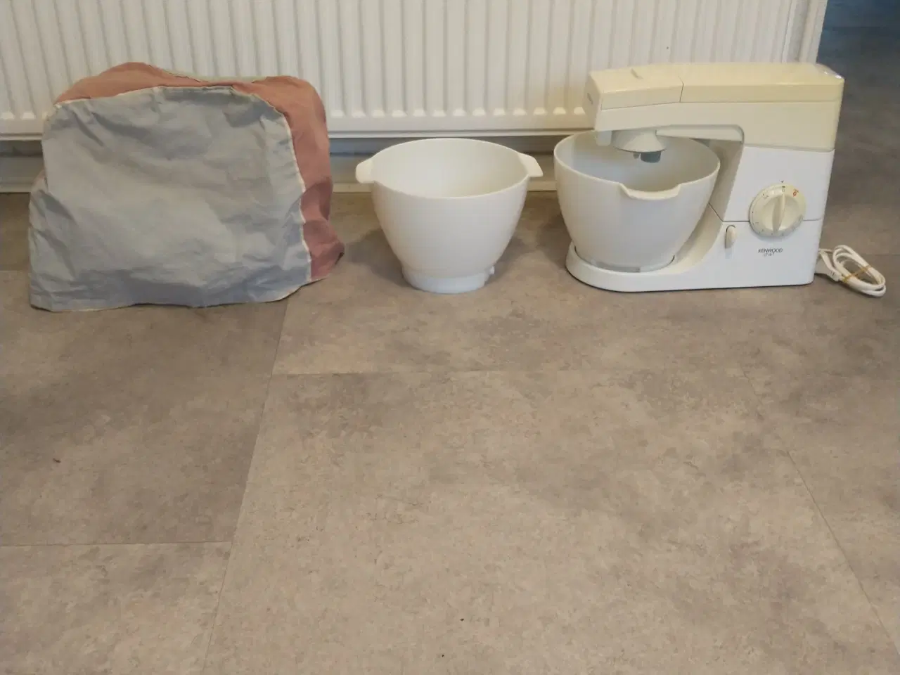 Billede 1 - Kenwood røremaskine med tilbehør og værktøjer