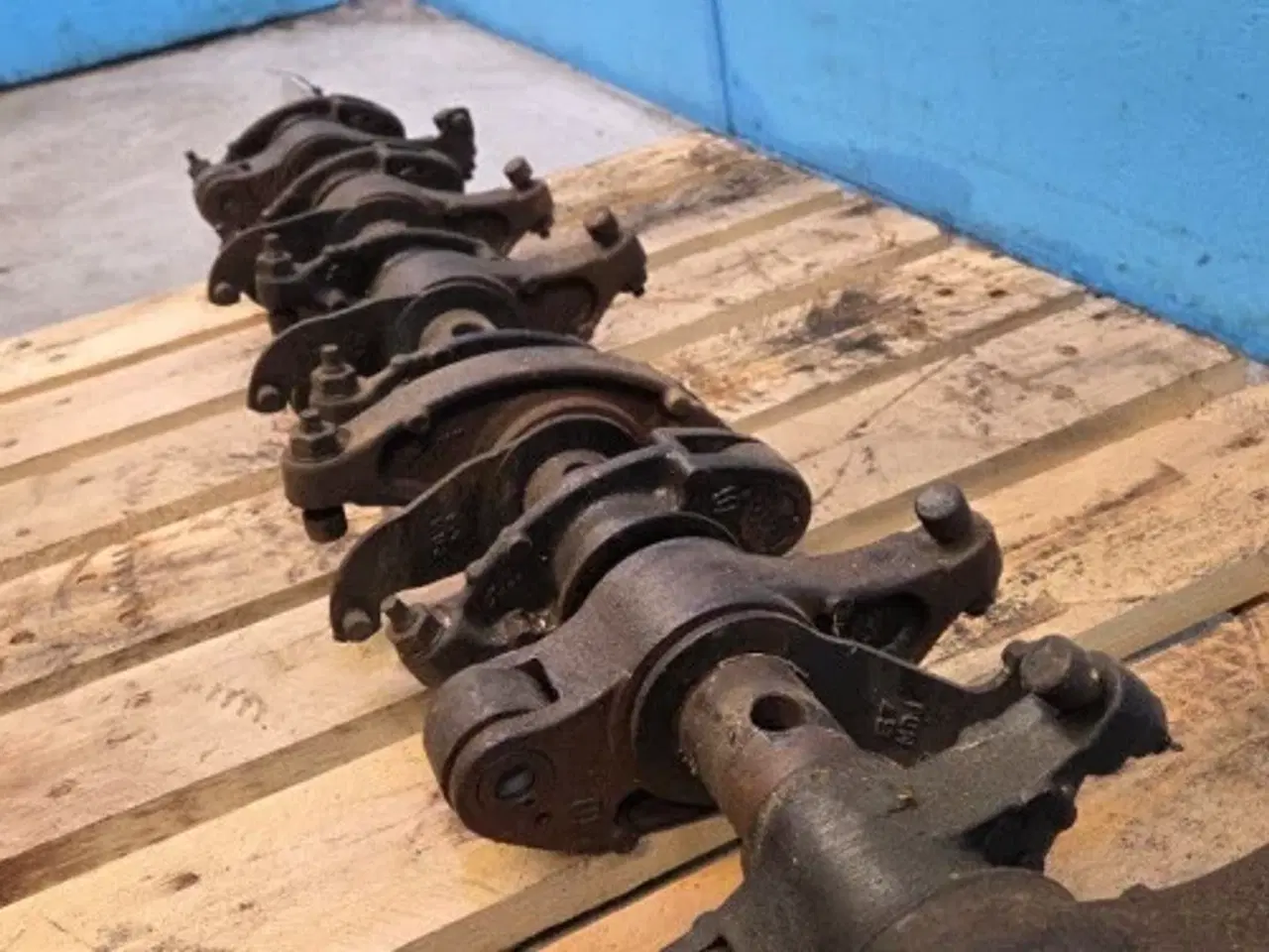 Billede 14 - Iveco Cursor16   Vippeaksel   504303856