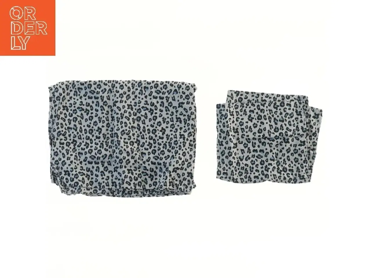 Billede 2 - Baby sengetøj fra Petit sofie schnoor (str. 42x37 & 98x66 cm)