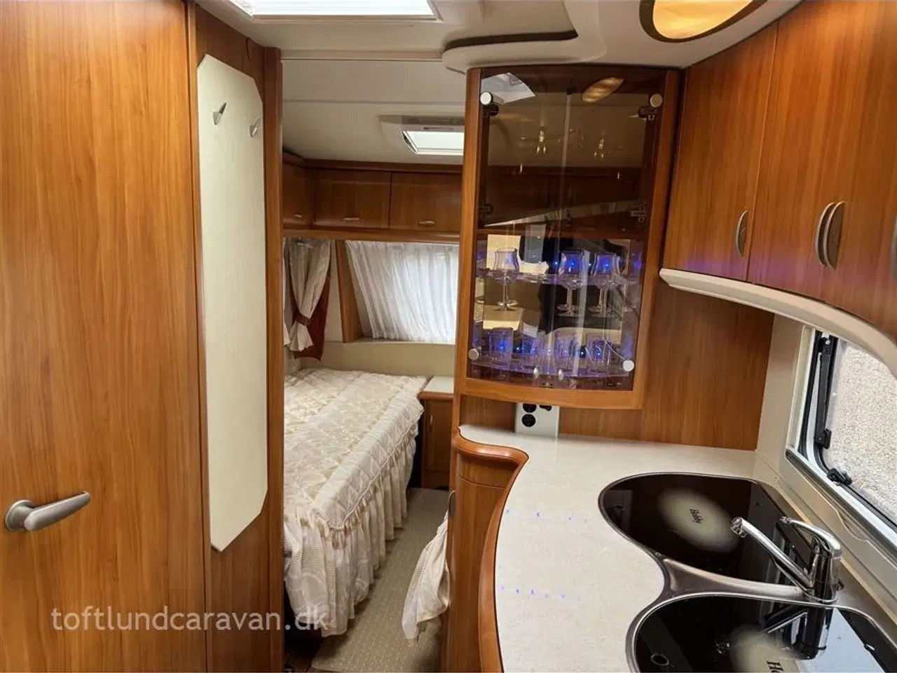 Billede 9 - 2008 - Hobby Excellent 540 UL   ALDE CENTRAL-VARME + GULVVARME + MOVER. m/ENKELTSENGE. TILBUD - hvem kommer først ?